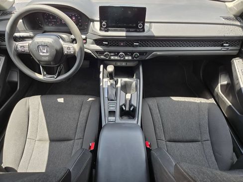 Used 2025 Honda Accord SE image 25