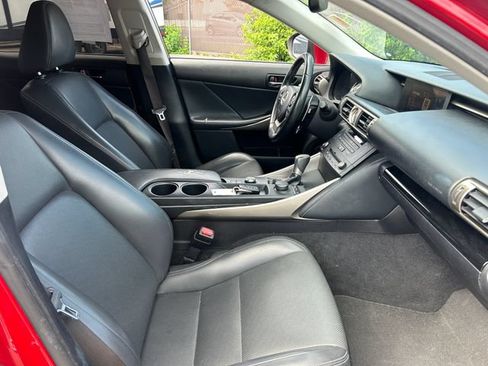 Used 2015 Lexus IS 250 RWD image 31