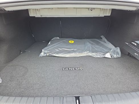 Used 2026 Genesis G70 2.5T RWD image 17