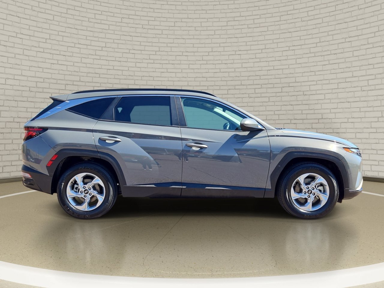 Used 2024 Hyundai Tucson SEL FWD image 4