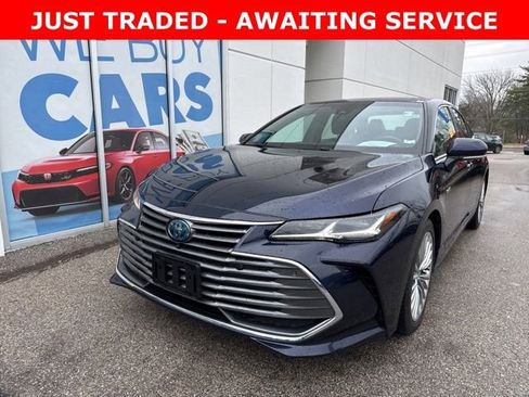 Used 2021 Toyota Avalon Limited w/ Advanced Safety Package image 1