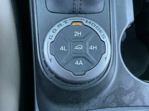 Used 2023 Ford Bronco Wildtrak AWD/4WD image 29