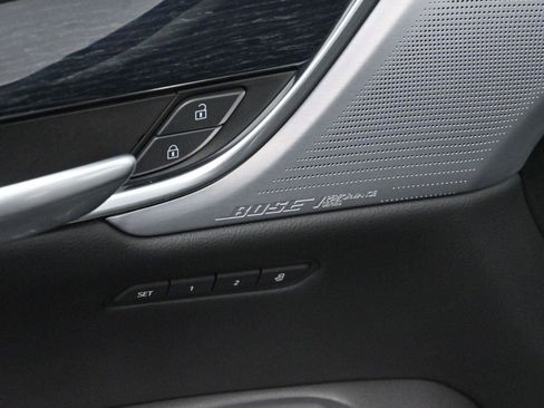 Certified 2025 Cadillac XT5 Premium Luxury image 11