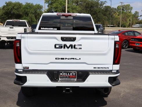 New 2026 GMC Sierra 2500 Denali w/ Denali Reserve Package AWD/4WD image 6