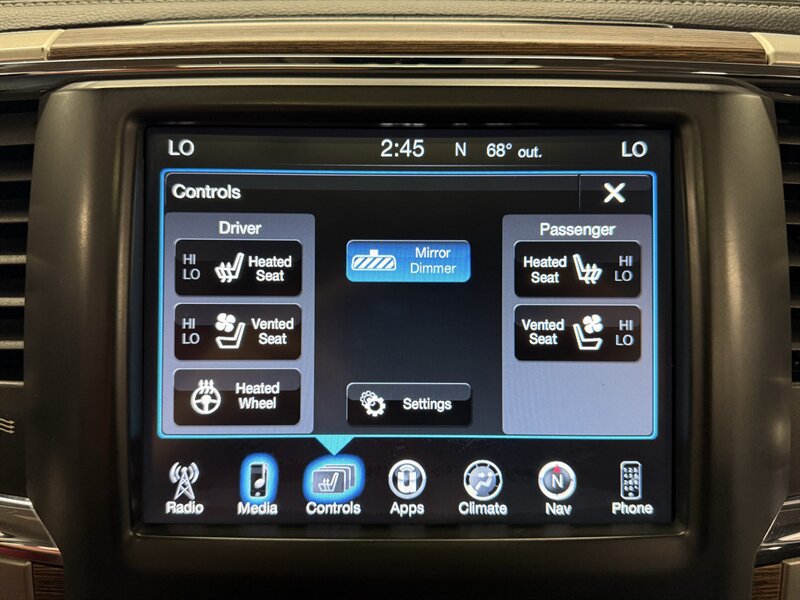 Used 2013 RAM 1500 Laramie w/ Convenience Group AWD/4WD image 30