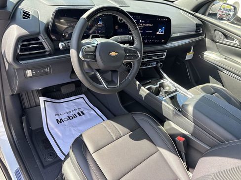 New 2026 Chevrolet Traverse High Country w/ LPO, Floor Liner Package AWD/4WD image 10