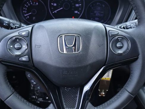 Used 2020 Honda HR-V Sport image 22