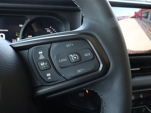 Used 2025 Jeep Wrangler Unlimited Sport S 4xe AWD/4WD image 31