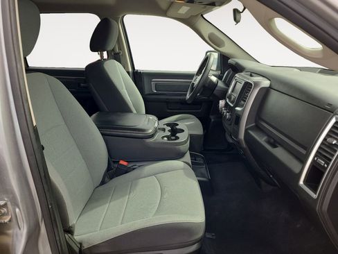 Used 2021 RAM 1500 Classic SLT AWD/4WD image 15