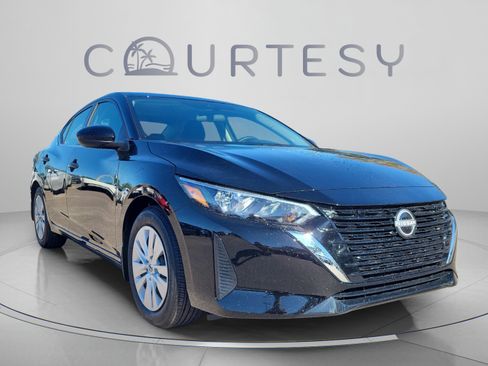 Certified 2025 Nissan Sentra S FWD image 9