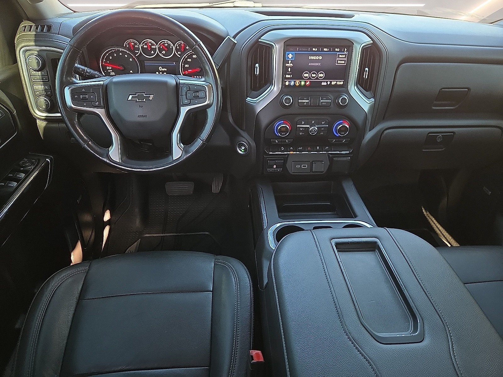 Used 2019 Chevrolet Silverado 1500 LT Trail Boss AWD/4WD image 11