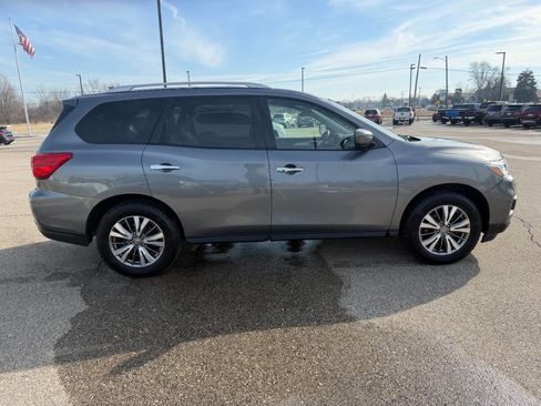 Used 2020 Nissan Pathfinder SL image 6