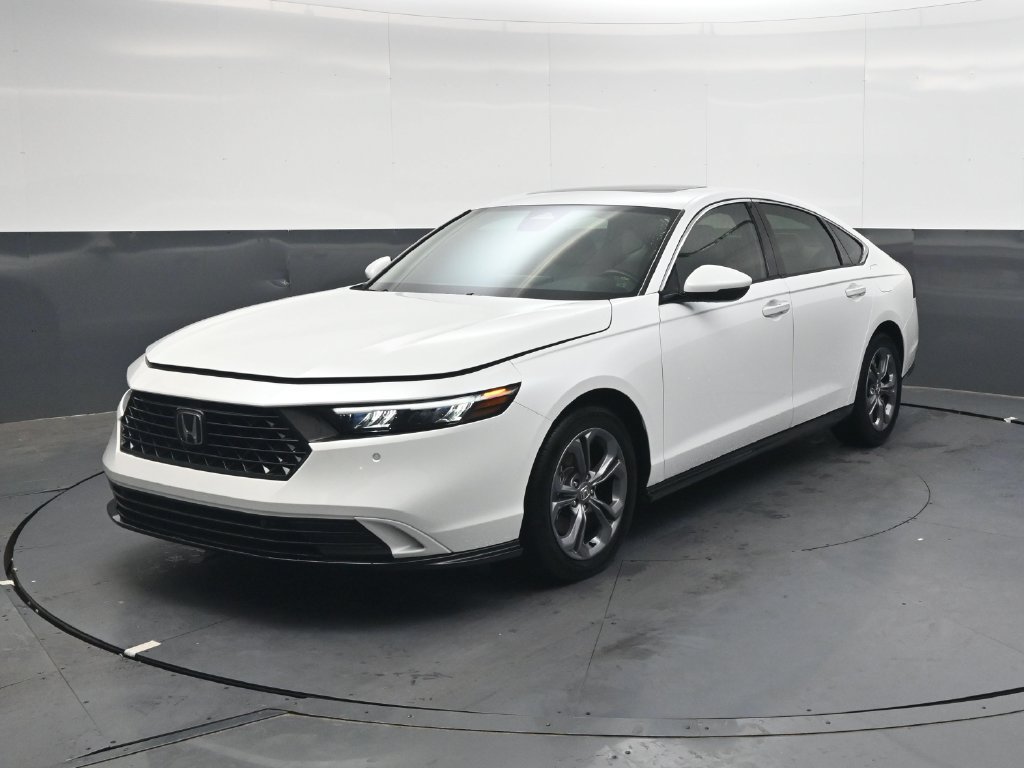 Used 2025 Honda Accord EX-L image 9