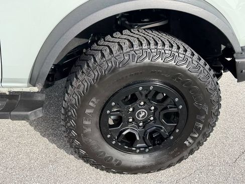 Used 2024 Ford Bronco Wildtrak AWD/4WD image 16