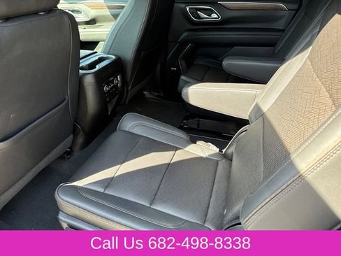 Used 2022 Chevrolet Suburban High Country AWD/4WD image 19