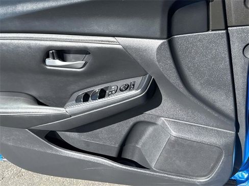 Certified 2023 Nissan Sentra SV image 21