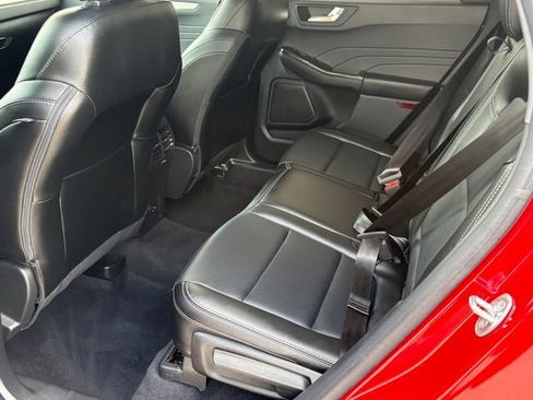 Used 2022 Ford Escape SEL w/ Technology Package FWD image 26