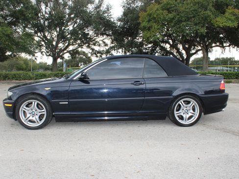 Used 2006 BMW 330Ci Convertible image 3