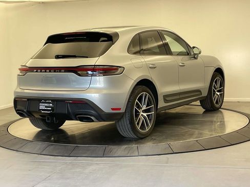 Used 2025 Porsche Macan image 7