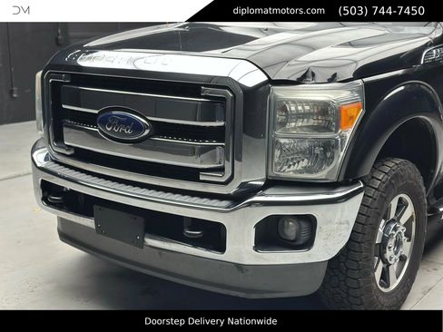 Used 2013 Ford F250 Lariat w/ Lariat Interior Pkg image 10