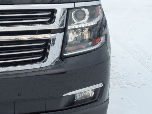 Used 2015 Chevrolet Suburban LTZ image 10