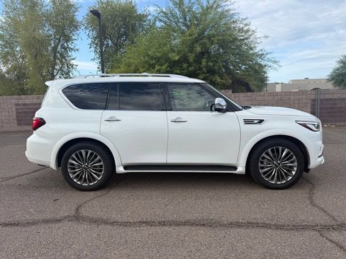 Certified 2021 INFINITI QX80 Sensory w/ All-Season Package AWD/4WD image 4