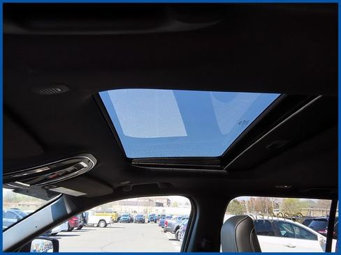 Certified 2024 Jeep Grand Cherokee Altitude image 14