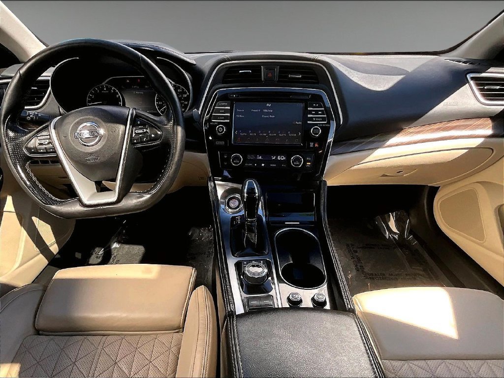 Used 2016 Nissan Maxima Platinum FWD image 15