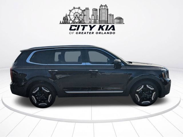 Certified 2025 Kia Telluride S FWD image 7