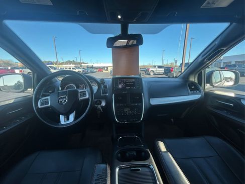 Used 2019 Dodge Grand Caravan GT FWD image 24