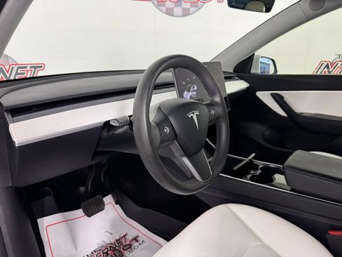Used 2020 Tesla Model Y Long Range AWD/4WD image 10