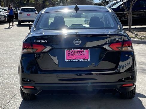 Used 2024 Nissan Versa SV image 5