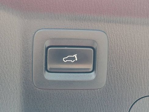 Used 2019 MAZDA CX-9 Touring w/ Touring Premium Package FWD image 34