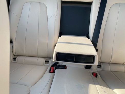 Used 2022 Mercedes-Benz GLB 250 4MATIC image 15