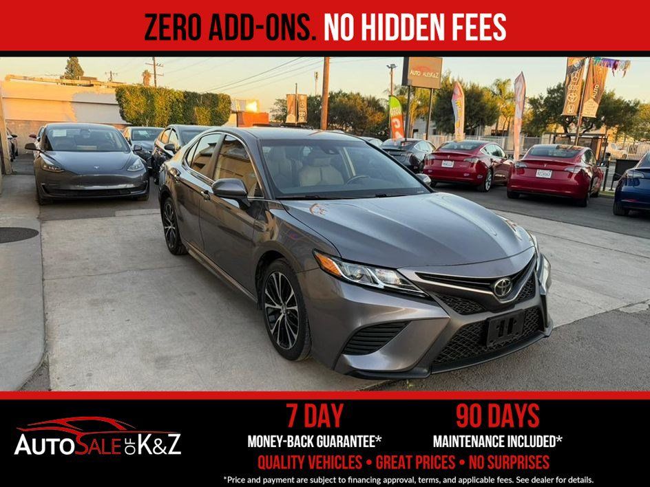 Used 2020 Toyota Camry SE FWD image 9