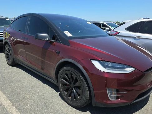 Used 2018 Tesla Model X P100D AWD/4WD image 2