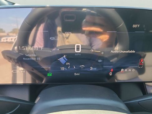 New 2026 Chevrolet Equinox EV LT w/ LPO, Blackout Package FWD image 24