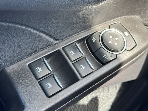 Used 2021 Ford Escape SE w/ Cold Weather Package AWD/4WD image 25