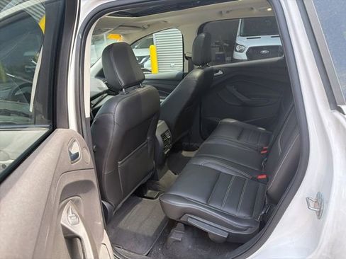 Used 2018 Ford Escape Titanium w/ Ford Safe & Smart Package AWD/4WD image 12