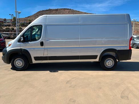 New 2026 RAM ProMaster 2500 image 2