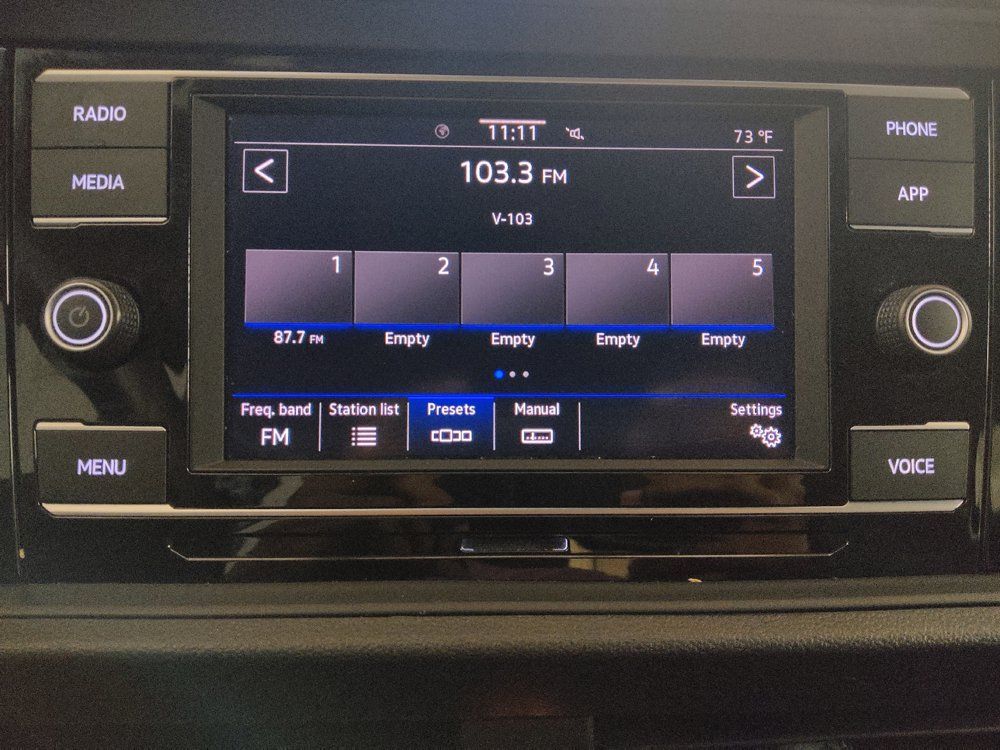 Used 2024 Volkswagen Jetta SE FWD image 25