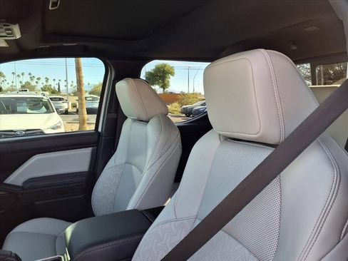 Used 2024 Toyota Tacoma Limited w/ Limited Package (LT) image 24