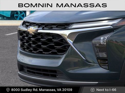 New 2025 Chevrolet Trax LT image 13