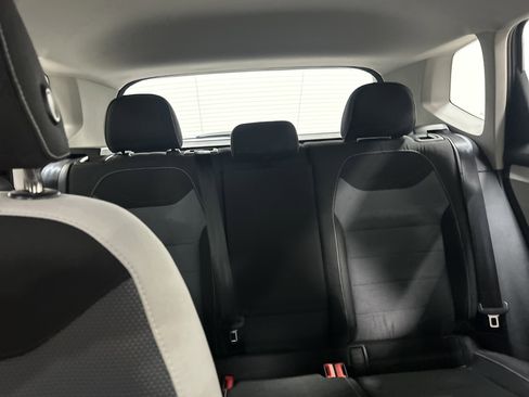 New 2025 Volkswagen Taos S image 32