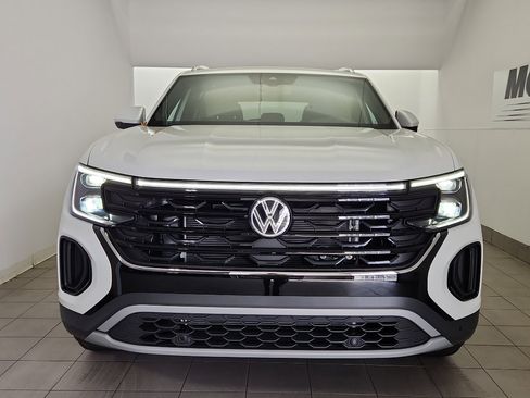 New 2026 Volkswagen Atlas Cross Sport SE AWD/4WD image 3