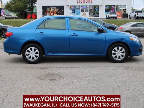 Used 2010 Toyota Corolla Base 4dr Sedan 5M image 4