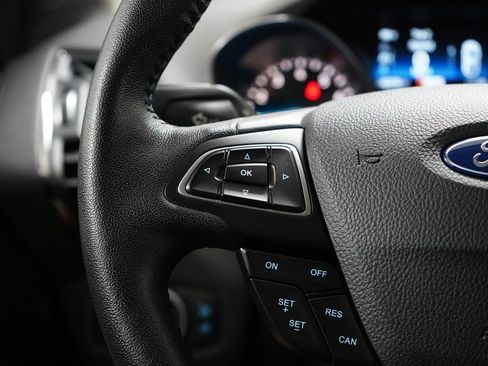 Certified 2018 Ford Escape SEL FWD image 15