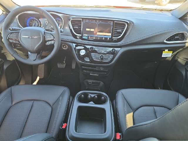 New 2026 Chrysler Pacifica Select w/ S Appearance Package FWD image 9