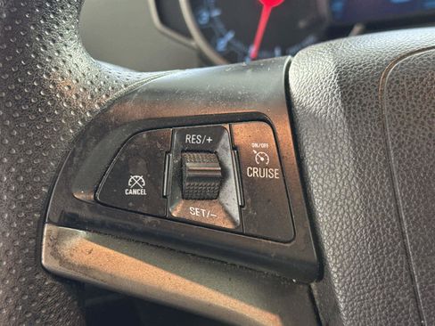 Used 2015 Chevrolet Sonic LT image 23