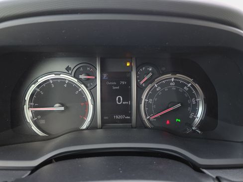 Used 2024 Toyota 4Runner Limited image 18